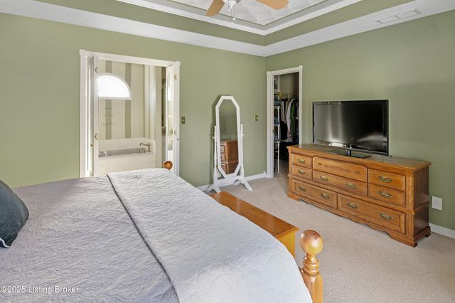 146 N Kristal Springs Dr, Shepherdsville, KY 40165