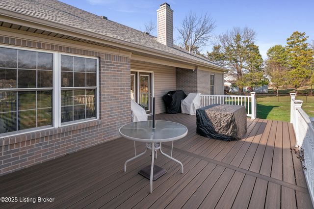 146 N Kristal Springs Dr, Shepherdsville, KY 40165