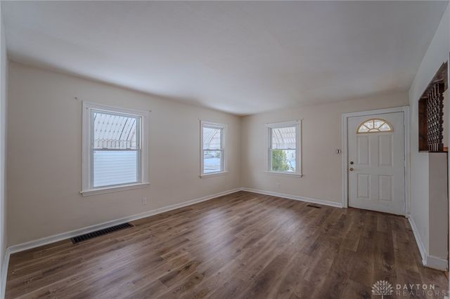 2920 Lansing Drive, Dayton, OH 45420