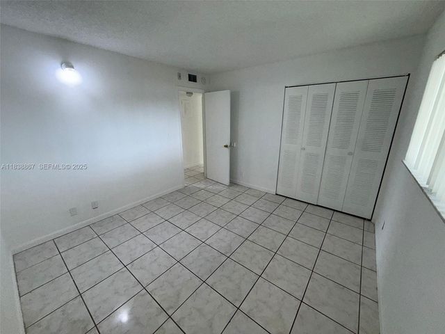 8560 N Sherman Circle 105, Miramar, FL 33025