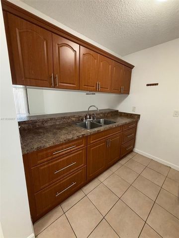 8560 N Sherman Circle 105, Miramar, FL 33025