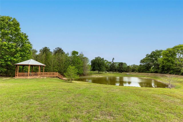 119 Heritage Trail, Bellville, TX 77418