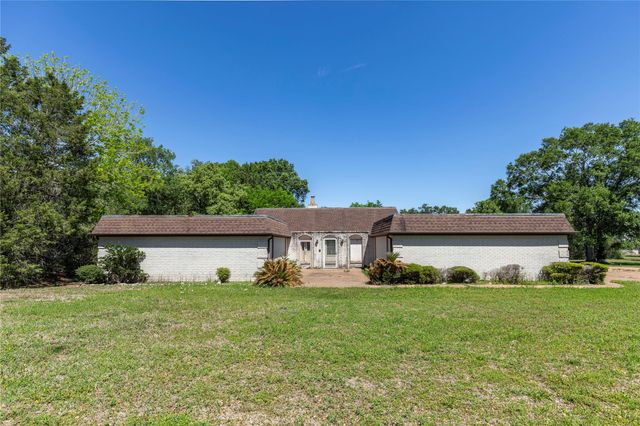 119 Heritage Trail, Bellville, TX 77418