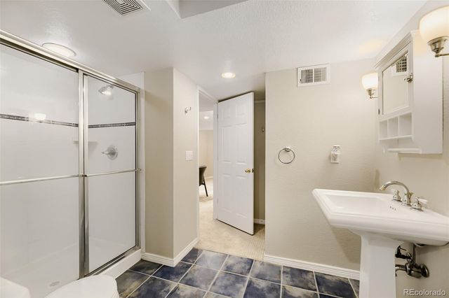 6080 S Biscay Street, Aurora, CO 80016