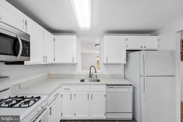 14345 LITTLE ROCKY MOUNTAIN CT, Centreville, VA 20120