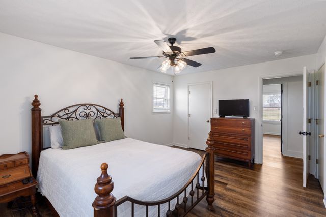 8412 Highway 41, N, Adams, TN 37010