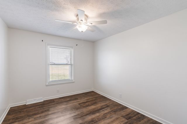 8412 Highway 41, N, Adams, TN 37010