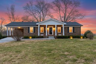 8412 Highway 41, N, Adams, TN 37010