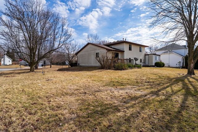 1609 Beech Street B, Normal, IL 61761