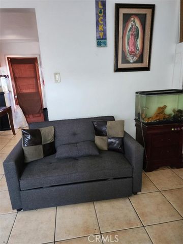 319 E 98th Street, Inglewood, CA 90301