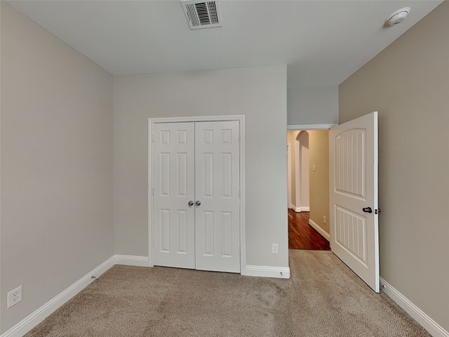 1002 Woodcrest Drive, Lancaster, TX 75134