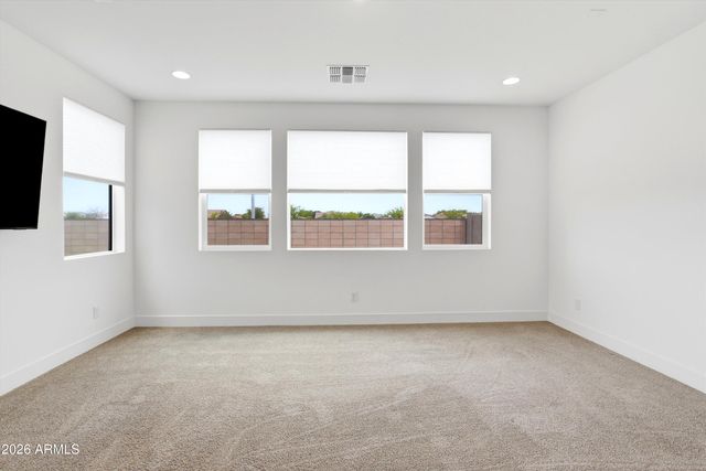 10252 E UTAH Avenue, Mesa, AZ 85212