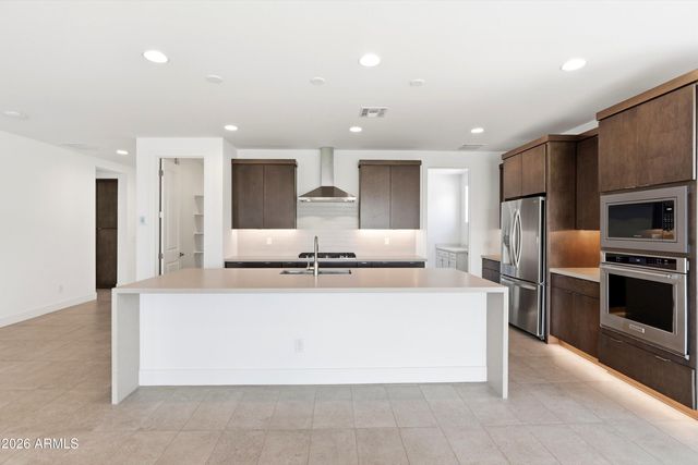 10252 E UTAH Avenue, Mesa, AZ 85212