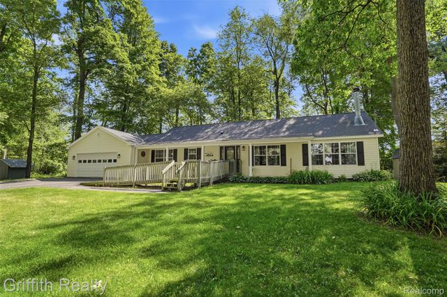260 Ellsworth Lake Drive, Lyndon Township, MI 48137