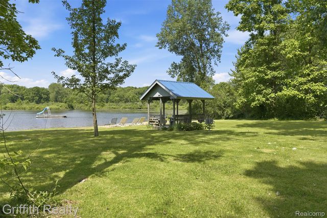 260 Ellsworth Lake Drive, Lyndon Township, MI 48137