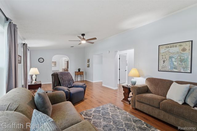 260 Ellsworth Lake Drive, Lyndon Township, MI 48137