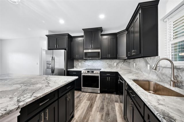 1809 Bluebonnet Avenue, Denison, TX 75020