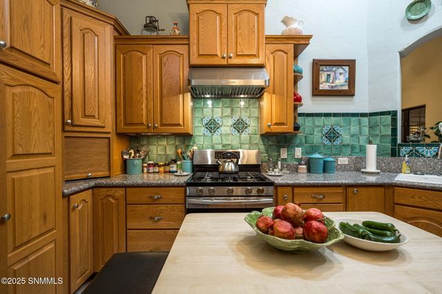 3220 Sundown Road, Las Cruces, NM 88011