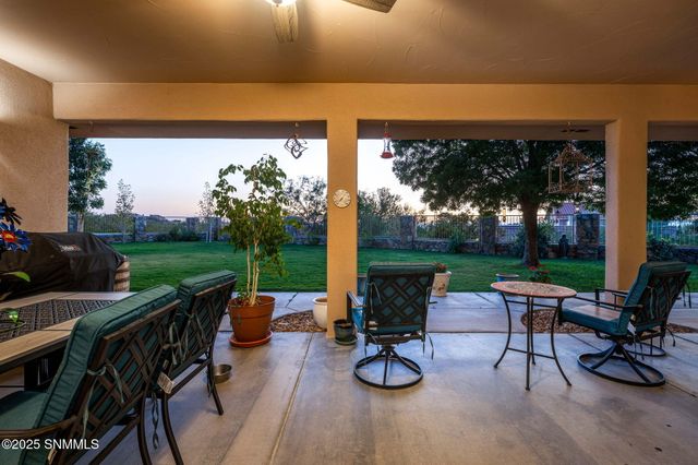 3220 Sundown Road, Las Cruces, NM 88011