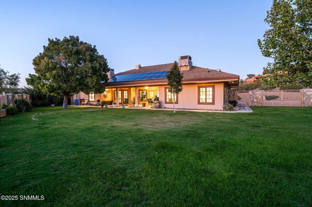 3220 Sundown Road, Las Cruces, NM 88011