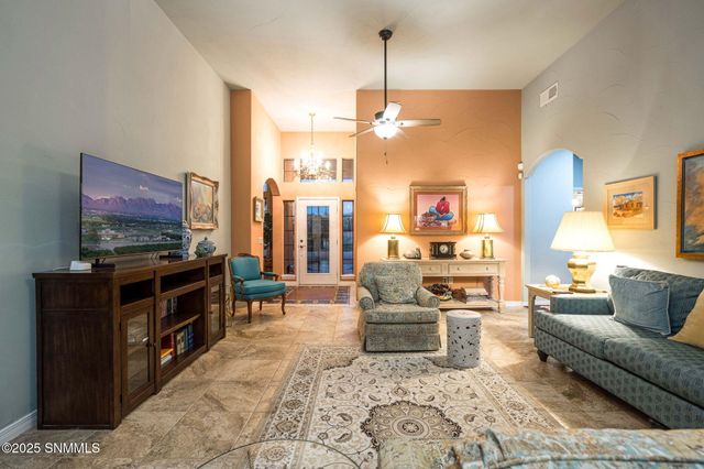 3220 Sundown Road, Las Cruces, NM 88011