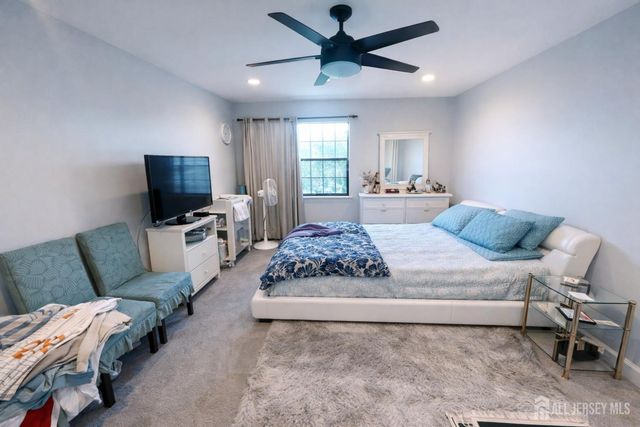 23-C powderhorn Court, Woodbridge Proper, NJ 07095