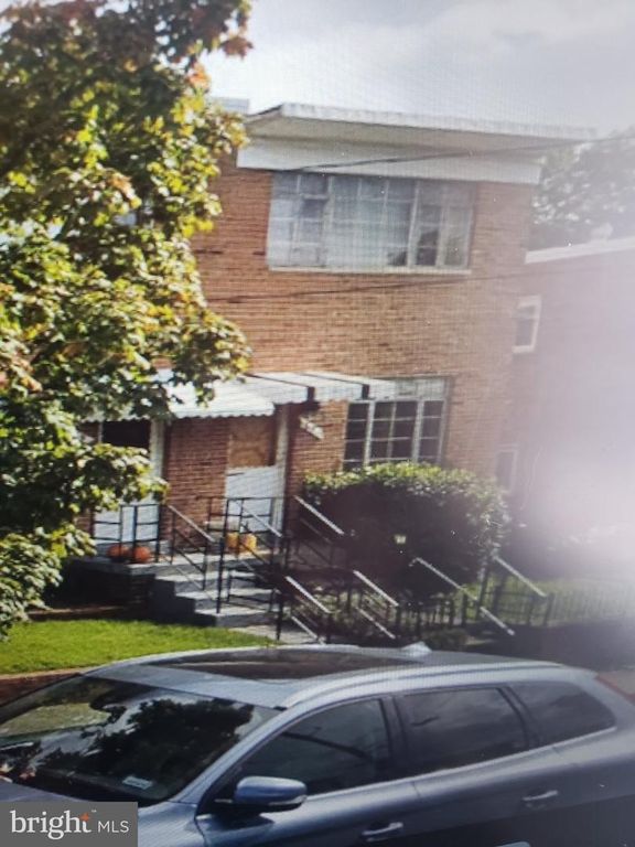67 TUCKERMAN ST NW, Washington, DC 20011