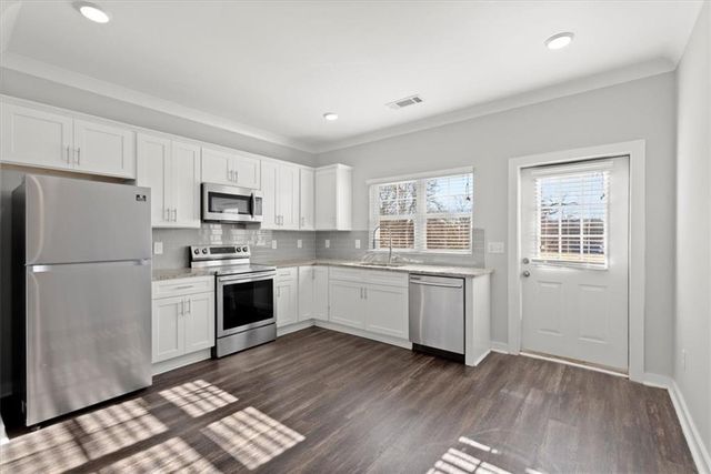 2017 Ocean Drive, Atlanta, GA 30318