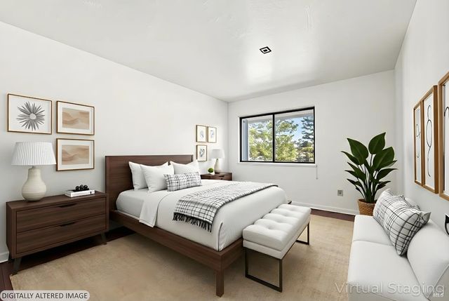 2123 W Steele Ln, Santa Rosa, CA 95403