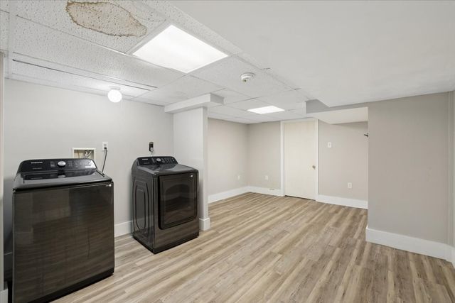 209 West Hollis St, Nashua, NH 03060