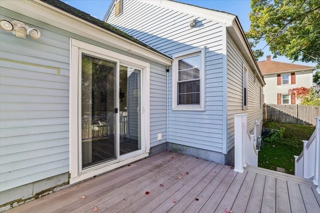 209 West Hollis St, Nashua, NH 03060