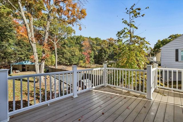 209 West Hollis St, Nashua, NH 03060