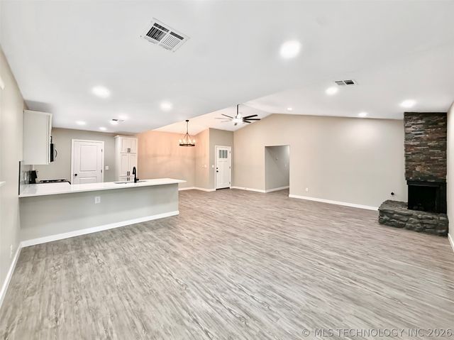 829 W Boston Street, Broken Arrow, OK 74012