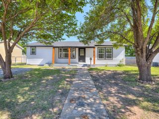 3923 SE 10th Place, Del City, OK 73115