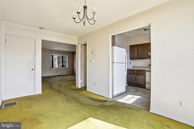 323 HARVARD SQ, Bensalem, PA 19020