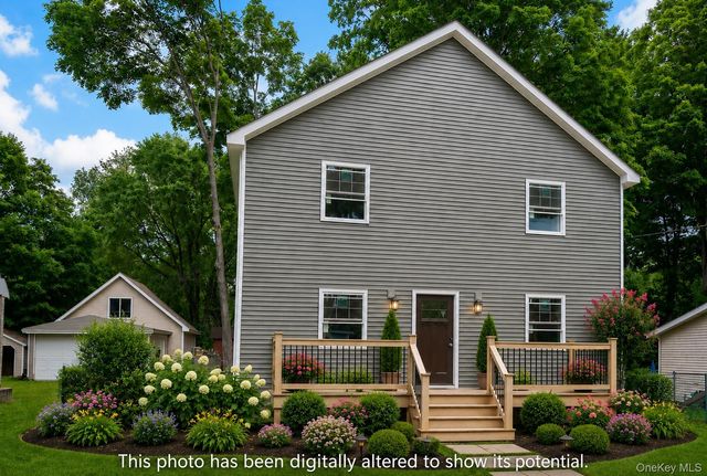 22 Oak Street, Greenwood Lake, NY 10925