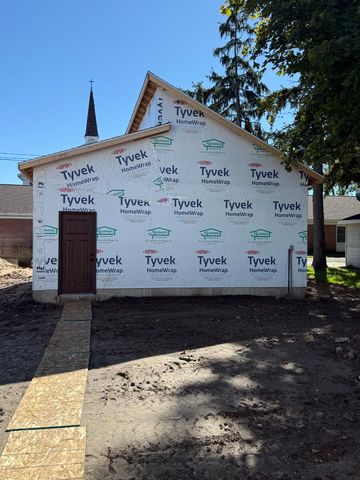1125 W Grand Avenue, Muskegon, MI 49441