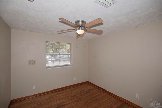 5901 Flaxman St, Pensacola, FL 32506