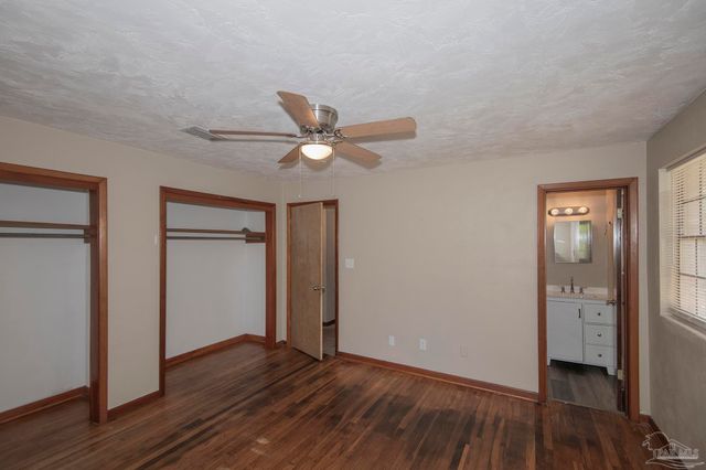 5901 Flaxman St, Pensacola, FL 32506