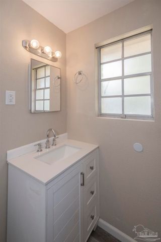 5901 Flaxman St, Pensacola, FL 32506