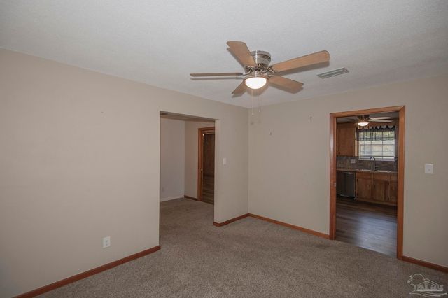 5901 Flaxman St, Pensacola, FL 32506