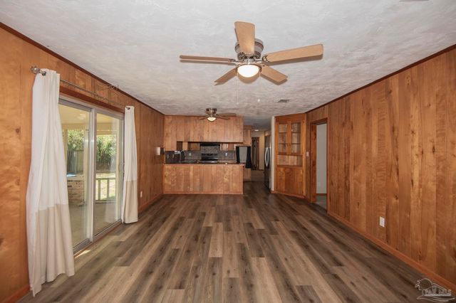 5901 Flaxman St, Pensacola, FL 32506