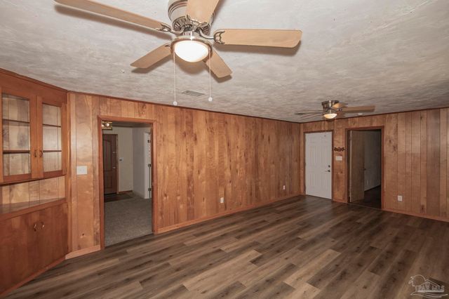 5901 Flaxman St, Pensacola, FL 32506