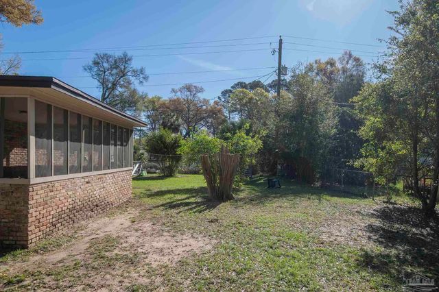 5901 Flaxman St, Pensacola, FL 32506