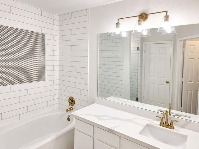 15942 Yore Lane, Houston, TX 77044