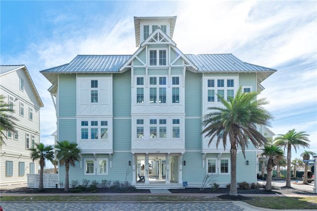 320 Coastline Dr, Port Aransas, TX 78373
