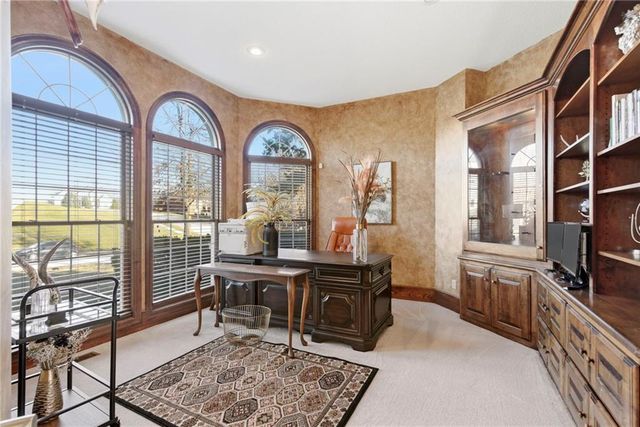 1581 Sugar Maple Lane, Liberty, MO 64068