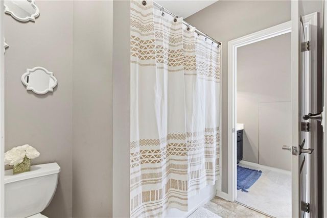 1581 Sugar Maple Lane, Liberty, MO 64068