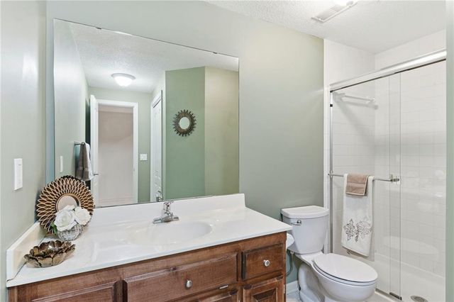 1581 Sugar Maple Lane, Liberty, MO 64068