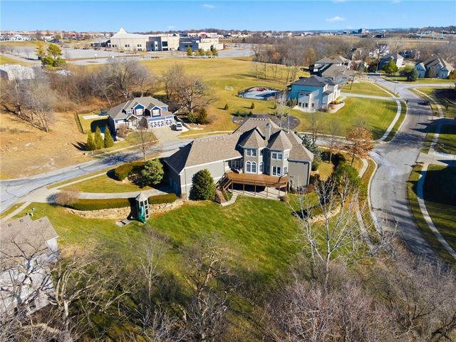 1581 Sugar Maple Lane, Liberty, MO 64068